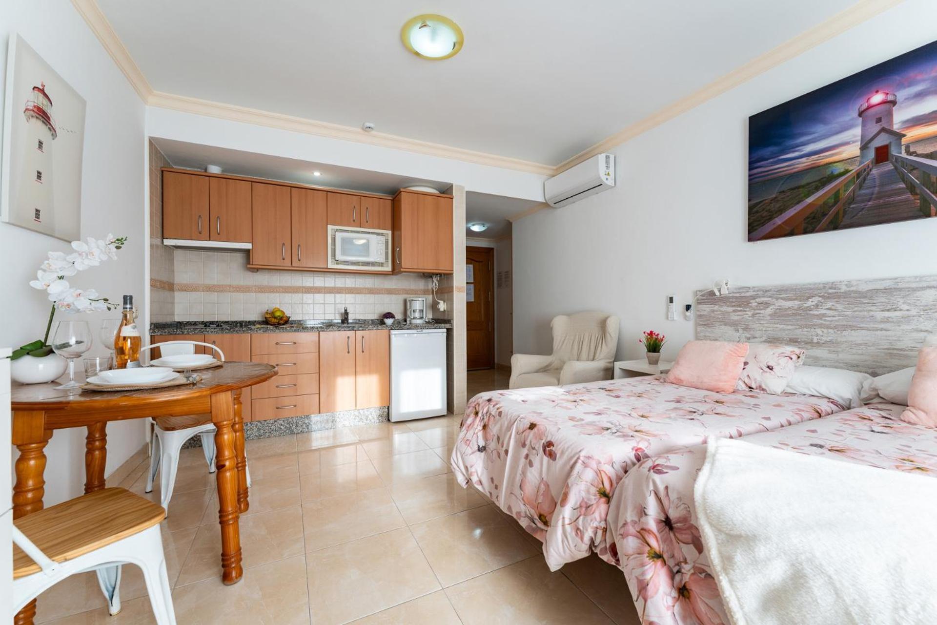 Malagasuite El Levante Apartments Torremolinos Szoba fotó