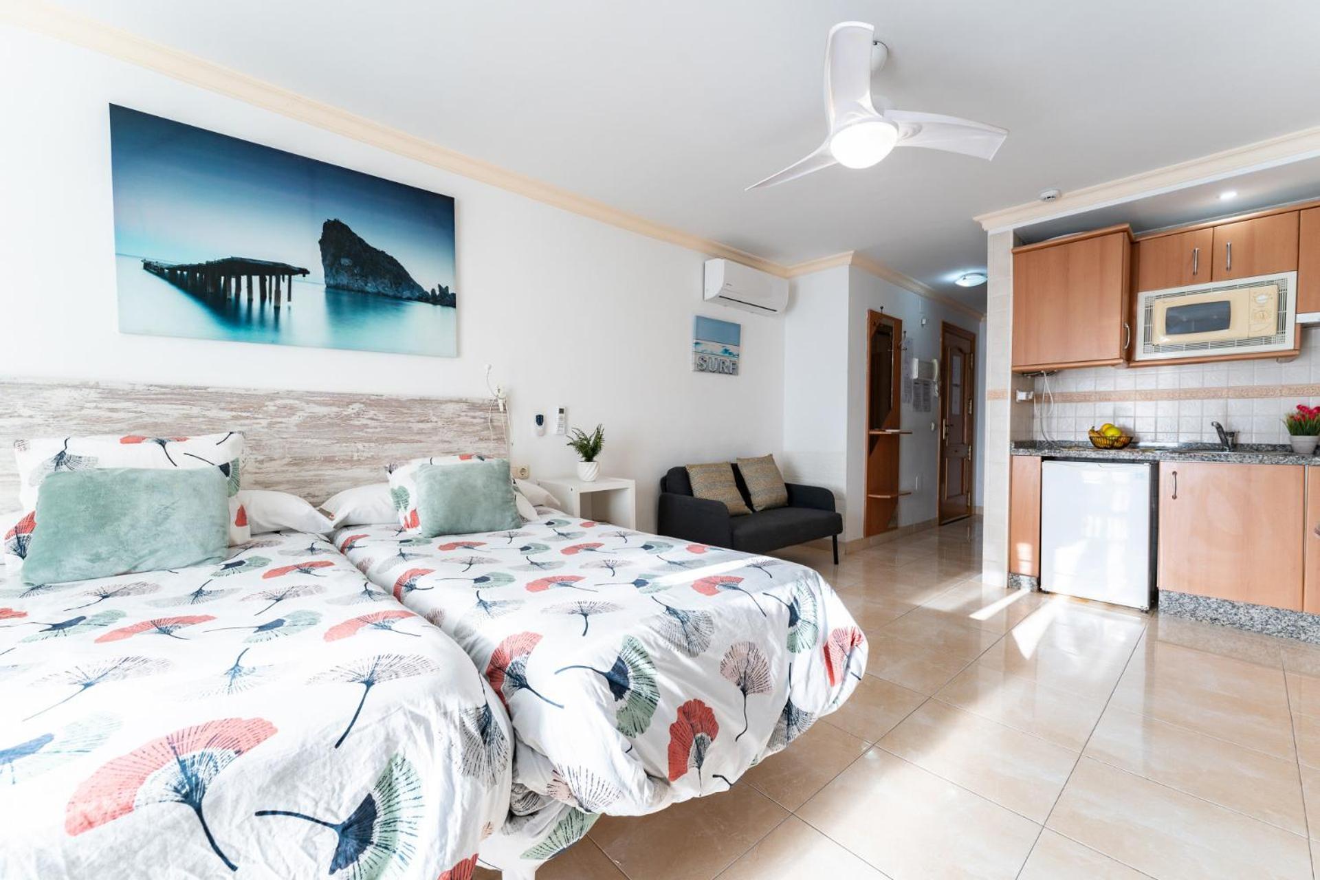 Malagasuite El Levante Apartments Torremolinos Szoba fotó
