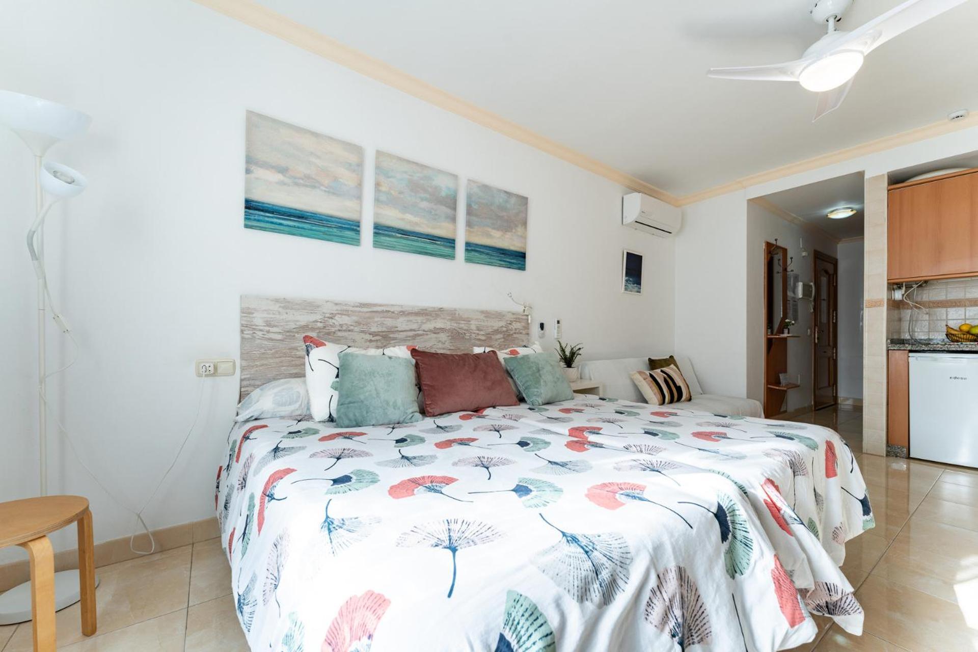 Malagasuite El Levante Apartments Torremolinos Szoba fotó