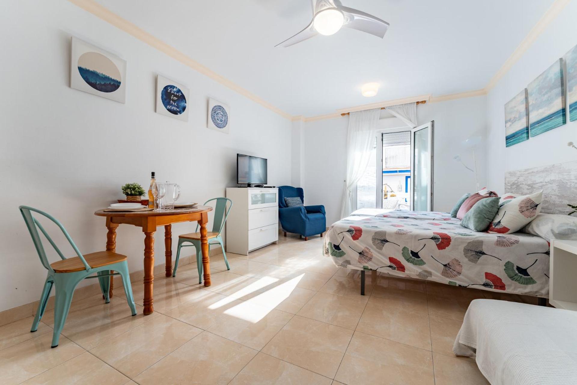 Malagasuite El Levante Apartments Torremolinos Szoba fotó